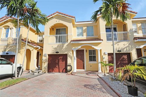 14973-14973 Sw 8th Ter, Miami, FL, 33194-2476 | Card Image