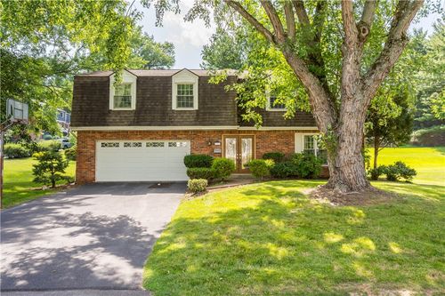 6148 Great Dane Dr, Bethel Park, PA, 15102-3232 | Card Image