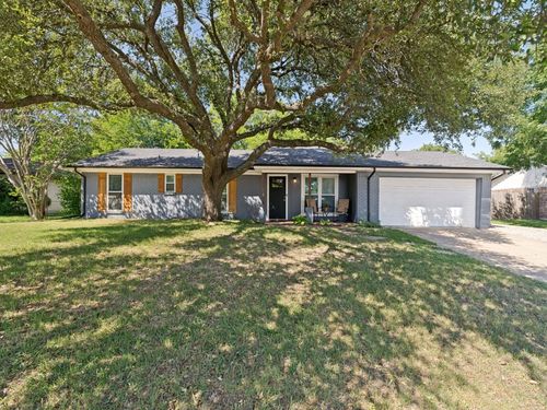 1309 Glenhaven Dr, Cleburne, TX, 76033-6627 | Card Image