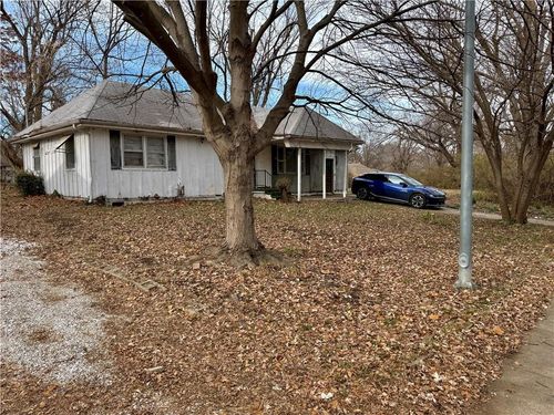 10802 Bennington Ave, Kansas City, MO, 64134-2703 | Card Image