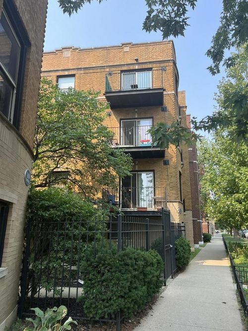apt-3-1231 Greenleaf Ave, Chicago, IL, 60626-5098 | Card Image