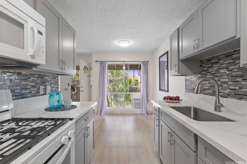 apt-13r-91-1040 Puamaeole St, Ewa Beach, HI, 96706-4403 | Card Image