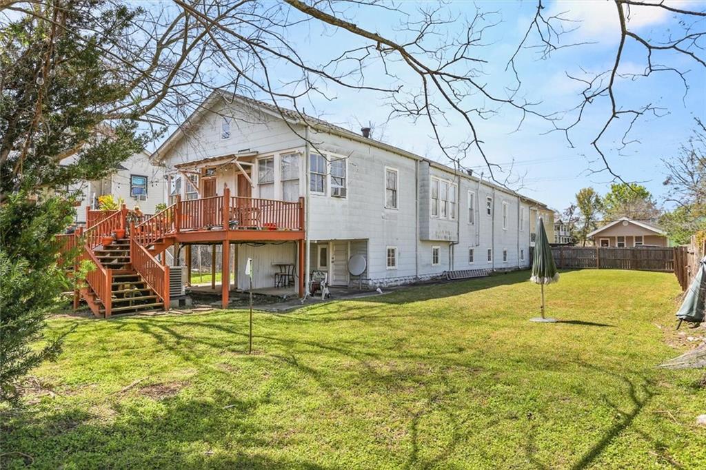 Land in New Orleans 3
