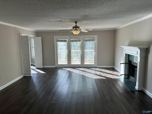 550 Farmingdale Rd Se, Huntsville, AL, 35803-2296 | Card Image