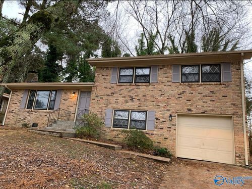 2703 Hilltop Ter Nw, Huntsville, AL, 35810-1859 | Card Image