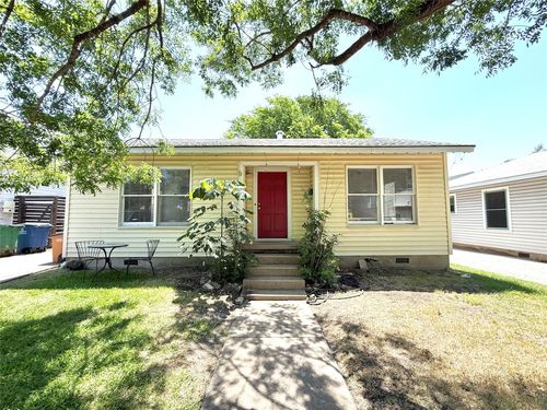 7111 Grover Ave, Austin, TX, 78757-1909 | Card Image