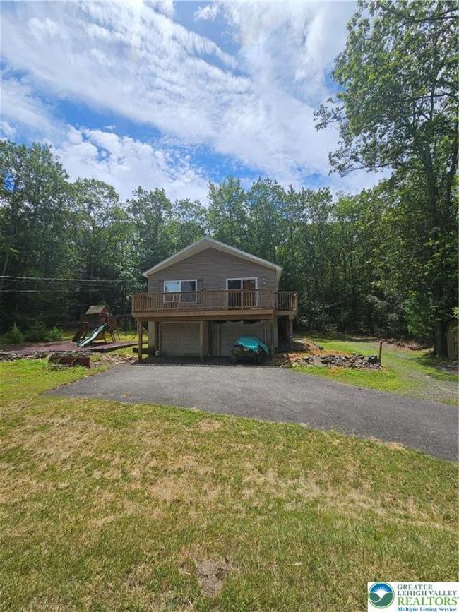 178 Sparrow Ln, House other with 3 bedrooms, 2 bathrooms and null parking in Jim Thorpe PA | Image 24