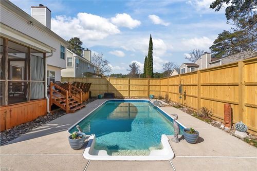 829 Goldsboro Ave, Virginia Beach, VA, 23451-4725 | Card Image