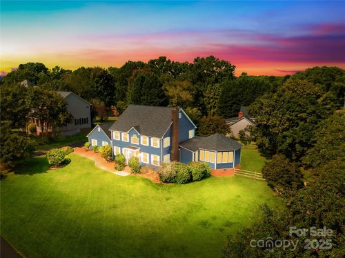 106 Chatworth Ln, Mooresville, NC, 28117-8135 | Card Image