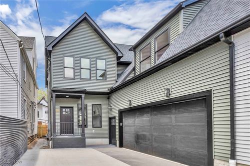 2-1904 E 123rd St, Cleveland, OH, 44106-1912 | Card Image