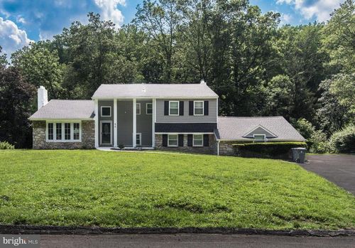54 Moredon Rd, Huntingdon Valley, PA, 19006-7949 | Card Image