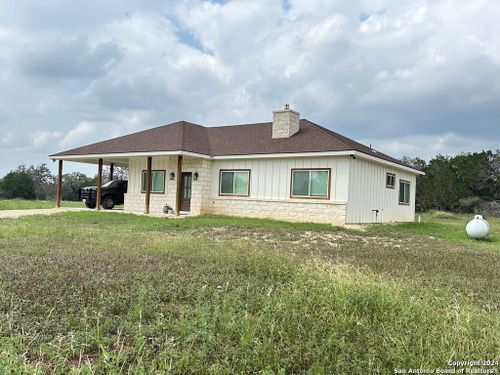175 Pine Tree Rd, Medina, TX, 78055-3857 | Card Image
