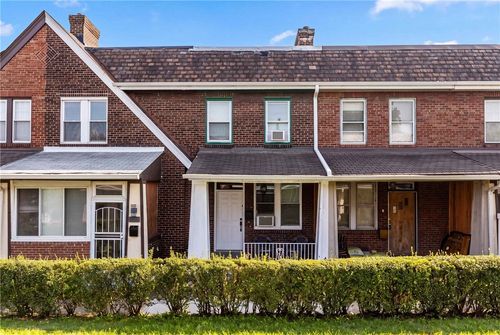 5 Dawson Ct, Oakland, PA, 15213-4526 | Card Image