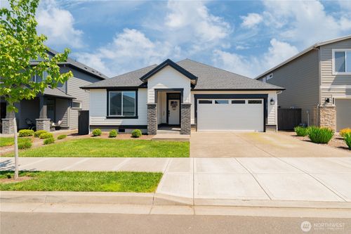 10107 Ne 136th Ave, Vancouver, WA, 98682-2937 | Card Image