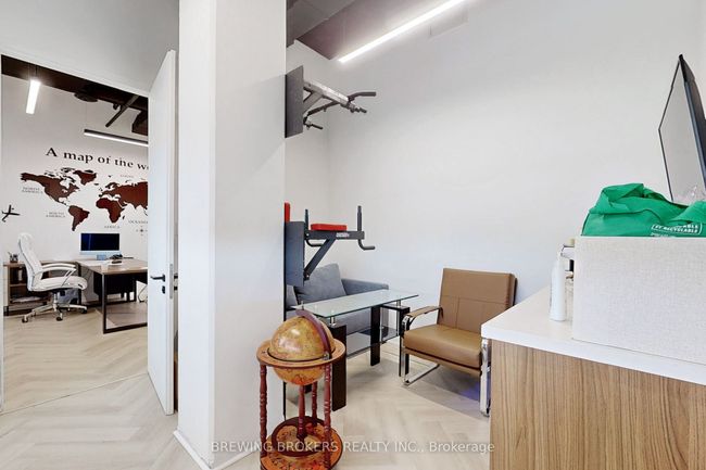 404-406 - 1275 Finch Ave W, Home with 0 bedrooms, 0 bathrooms and 3 parking in North York ON | Image 24