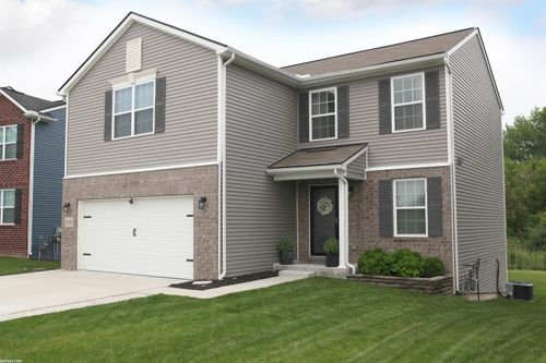 58741 Westmoore Cir, New Haven, MI, 48048-2799 | Card Image