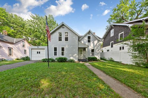 1617 N 4th St, Mankato, MN, 56001-3213 | Card Image