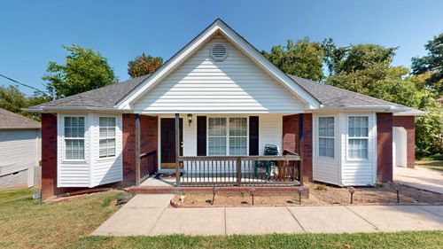 924 Pebble Beach Cir, Mount Juliet, TN, 37122 | Card Image