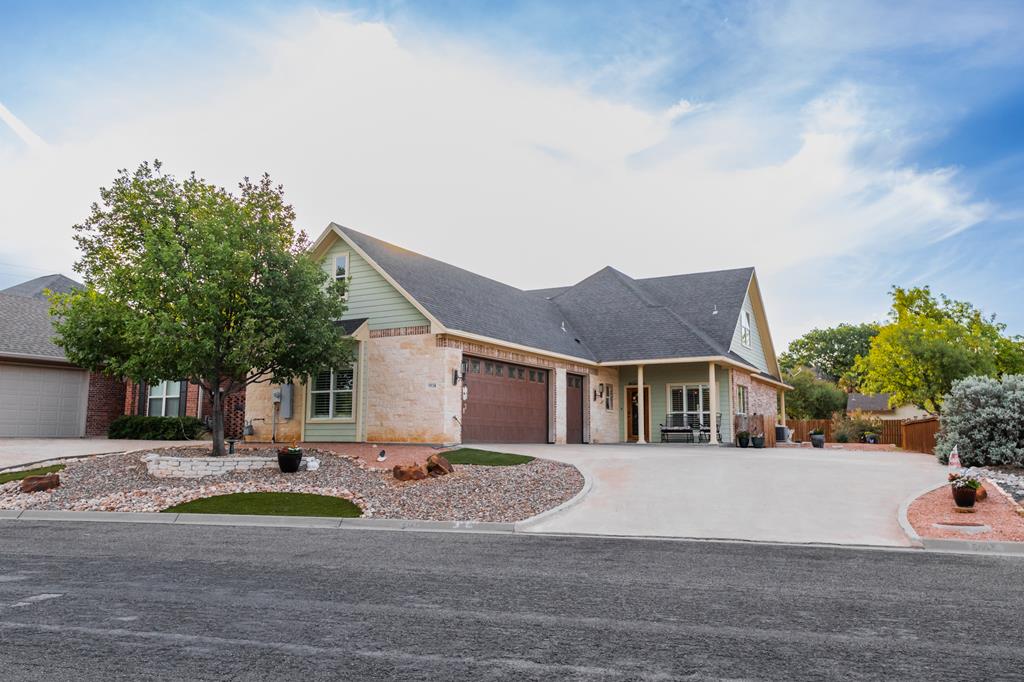 Club Park Way, San Angelo, TX 76904