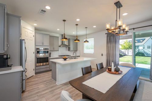 39297 Kindler Ln, Temecula, CA, 92591-0304 | Card Image