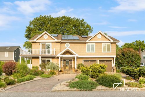 50 Ships Point Ln, Oyster Bay, NY, 11771-1624 | Card Image