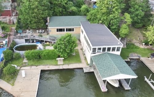 31 Cove Rd, Lake Hopatcong, NJ, 07849-1909 | Card Image