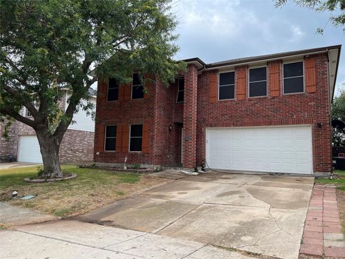 2216 Chestnut Dr, Little Elm, TX, 75068-5674 | Card Image