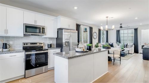 1279 Galaxy Way, Rialto, CA, 92376 | Card Image