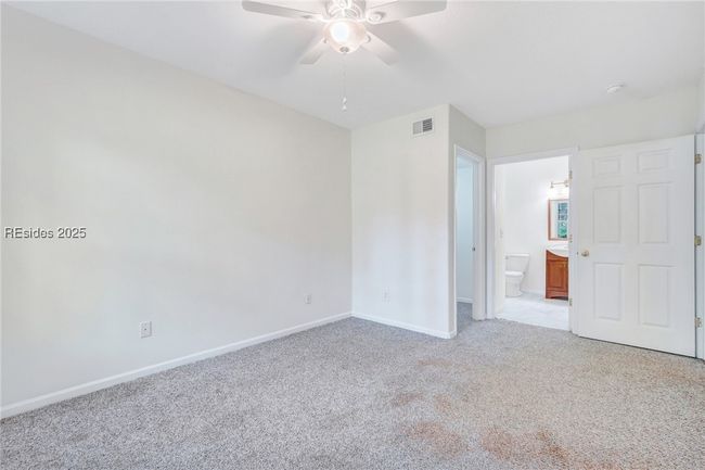 APT-1211 - 897 Fording Island Rd, Condo with 2 bedrooms, 2 bathrooms and null parking in Bluffton SC | Image 22