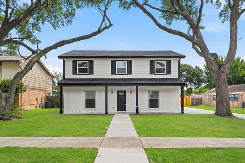 16402 Cornwall St, Jersey Village, TX, 77040-2044 | Card Image