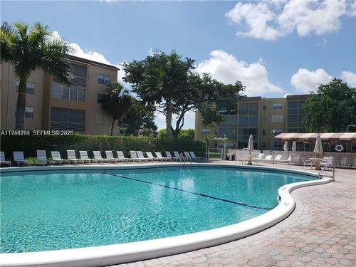 400-2821 Somerset Dr, Lauderdale Lakes, FL, 33311-1955 | Card Image