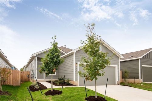 7201 Tonka Ln, Austin, TX, 78744-3347 | Card Image