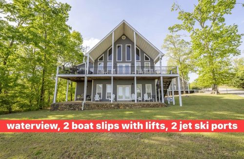 390 Quarry Hollow Pt, Savannah, TN, 38372-6641 | Card Image