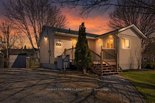 31 Sprucedale St, Haliburton, ON, K0L1S0 | Card Image