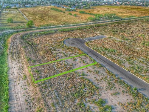 313 N Leon Ave, Edcouch, TX, 78538-2272 | Card Image