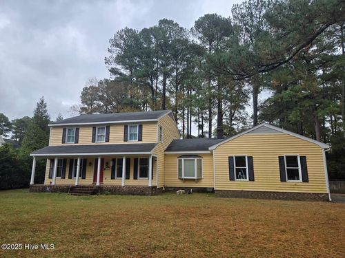 3813 Mansfield Dr, Rocky Mount, NC, 27804-3207 | Card Image