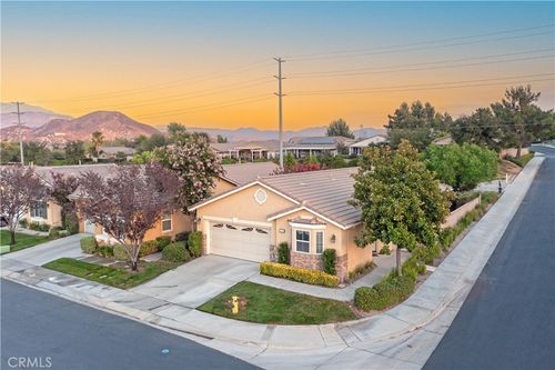 1523 Big Bnd, Beaumont, CA, 92223-7356 | Card Image