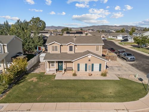 115 N 4200 W, Cedar City, UT, 84720-8194 | Card Image