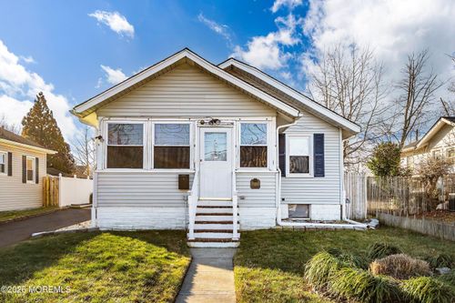 1316 6th Ave, Neptune, NJ, 07753-5154 | Card Image