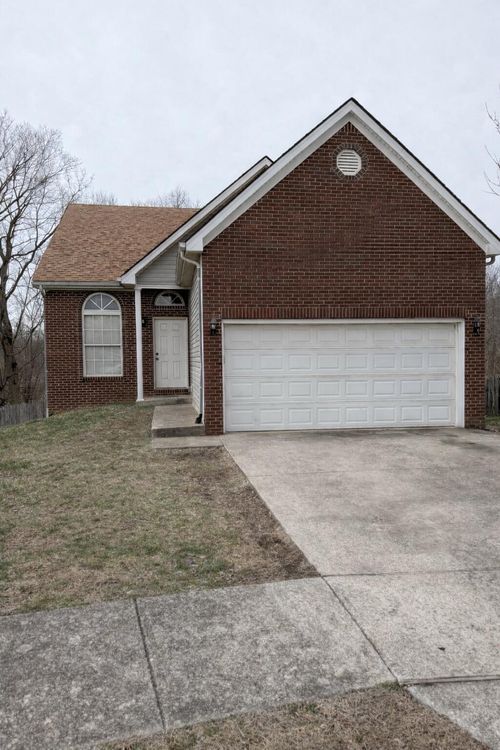273 Clover Valley Dr, Lexington, KY, 40511-8821 | Card Image