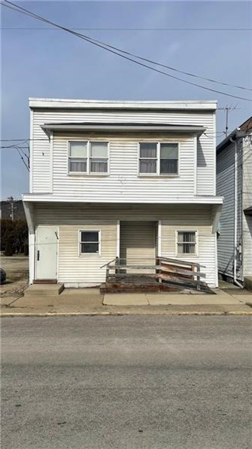 527 Westmoreland Ave, Avonmore, PA, 15618-2015 | Card Image