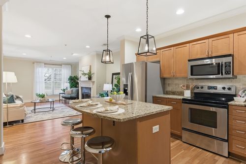 102-3127 Long Blvd, Nashville, TN, 37203-1227 | Card Image