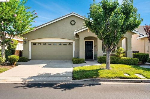 297 Baldwin Dr, Brentwood, CA, 94513 | Card Image