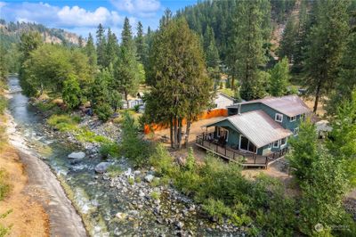 4702 Highway 97, House other with 3 bedrooms, 3 bathrooms and 3 parking in Peshastin WA | Image 1