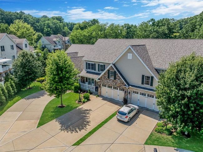 1303 Shinnecock Ct, House other with 4 bedrooms, 4 bathrooms and 2 parking in Adams Twp PA | Image 45