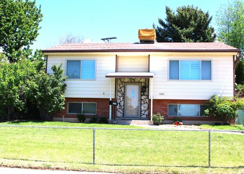 5202 S 2675 W, Roy, UT, 84067-1621 | Card Image