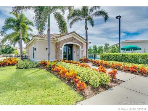 311-311 Ne 194th Ln, Miami, FL, 33179-3991 | Card Image