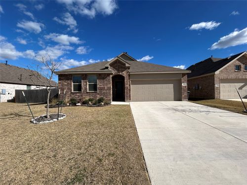 208 Post Oak St, Azle, TX, 76020-3382 | Card Image