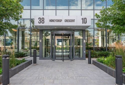 603-10 Honeycrisp Cres, Vaughan, ON, L4K0M7 | Card Image