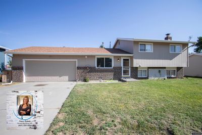 918 Keller Drive, House other with 3 bedrooms, 1 bathrooms and null parking in Glenrock WY | Image 1